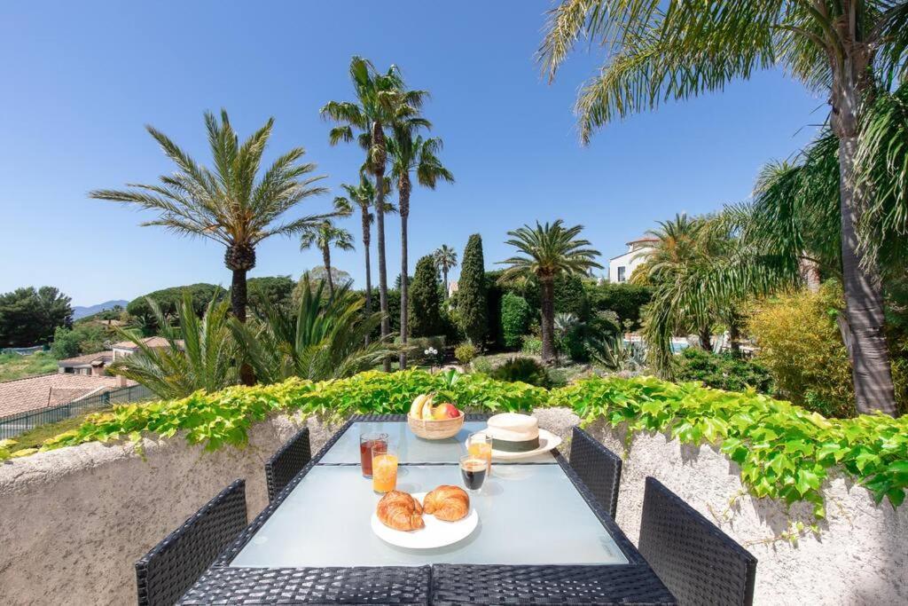 Le Castel Rose Super Cannes, Face Aux Iles De Lerins Vallauris Zewnętrze zdjęcie